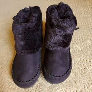 Girls like new Airwalk ankle boots
